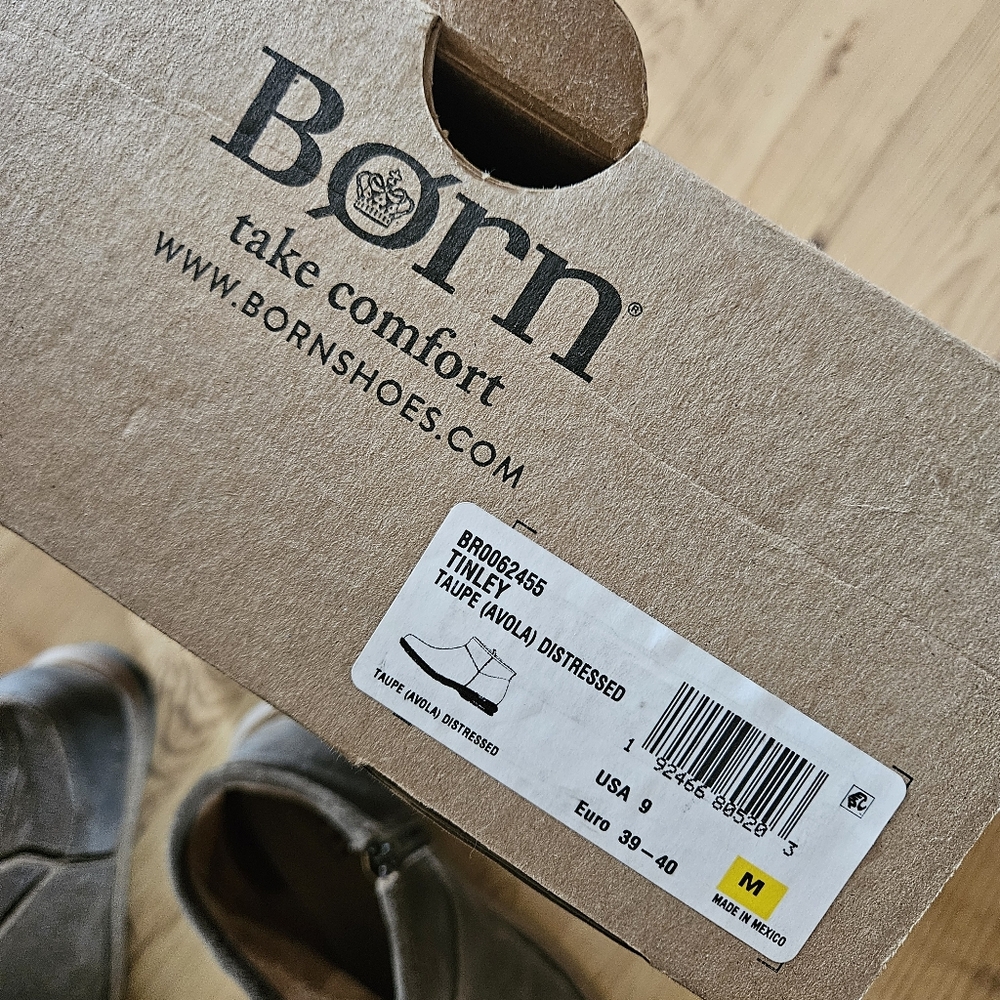 Born Women's Tinley Boots - Picture 9 of 11